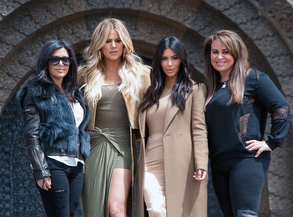 Американская актриса К.Кардашьян посетила памятные мероприятия, посвященные 100-летию геноцида армян Американская актриса К.Кардашьян посетила памятные мероприятия, посвященные 100-летию геноцида армян - Sputnik Արմենիա