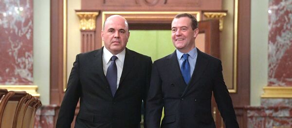 Михаил Мишустин и Дмитрий Медведев Михаил Мишустин и Дмитрий Медведев - Sputnik Армения