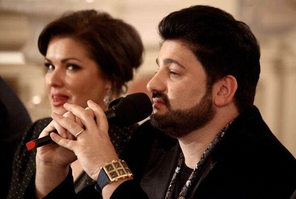 Էյվազովի փոքրիկ թուլությունը. ադրբեջանցի տենորը հայկական ժամացույց է նախընտրում. լուսանկար - Sputnik Արմենիա