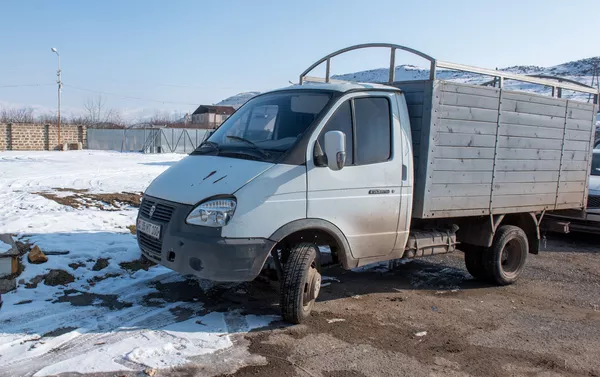 Грузовая машина скотобойни в селе Арамус Грузовая машина скотобойни в селе Арамус - Sputnik Армения