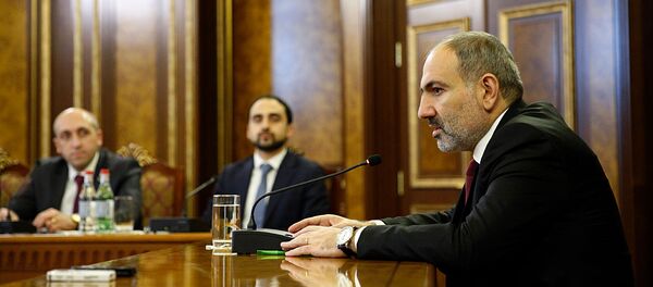 Премьер-министр Никол Пашинян проводит совещание с участием марзпетов РА (22 января 2020). Еревaн - Sputnik Армения