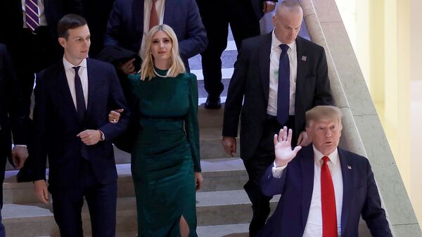 Джаред Кушнер и Иванка Трамп вслед за президентом США Дональдом Трампом покидают Всемирный экономический форум (21 января 2020). Давос - Sputnik Արմենիա
