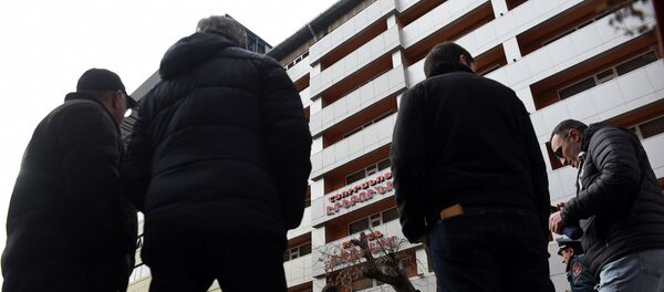 Стрельба в фойе Эребуни плаза (23 января 2020). Еревaн - Sputnik Армения