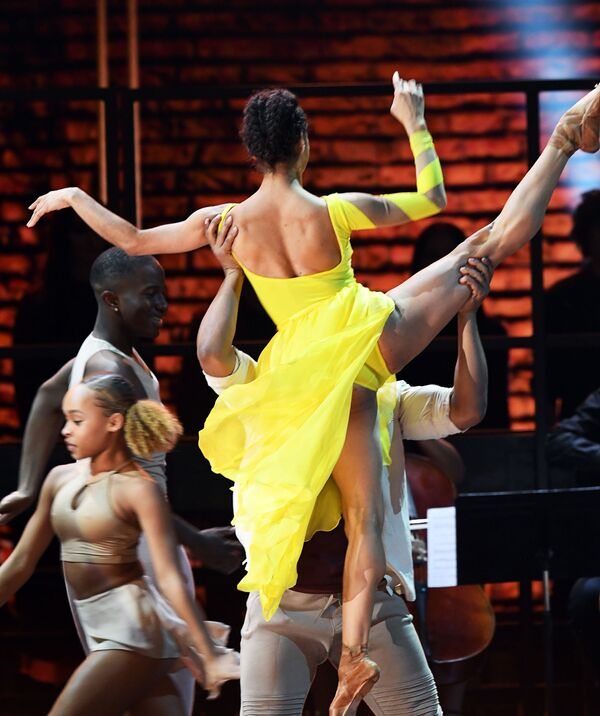 Балерина Мисти Копленд на церемонии вручения Грэмми в Лос-Анджелесе - Sputnik Армения