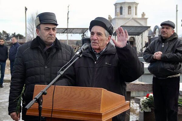 Дорога памяти: армянская земля увековечит славу героев ВОВ в главном храме ВС России Дорога памяти: армянская земля увековечит славу героев ВОВ в главном храме ВС России - Sputnik Армения