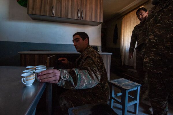 Кофе на передовой в свободное время - Sputnik Армения