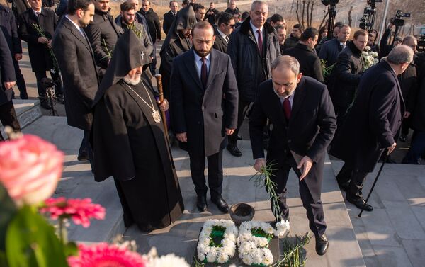 День Армии в Мемориальном комплексе Ераблур (28 января 2020). Еревaн - Sputnik Армения