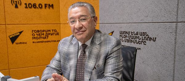 Ճզմաչյան. Բանկերը պիտի ավելի զգուշանան ավտովարկեր տրամադրելիս Ճզմաչյան. Բանկերը պիտի ավելի զգուշանան ավտովարկեր տրամադրելիս - Sputnik Արմենիա