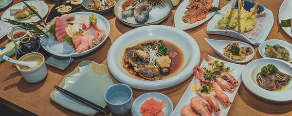 Стол с морепродуктами - Sputnik Արմենիա