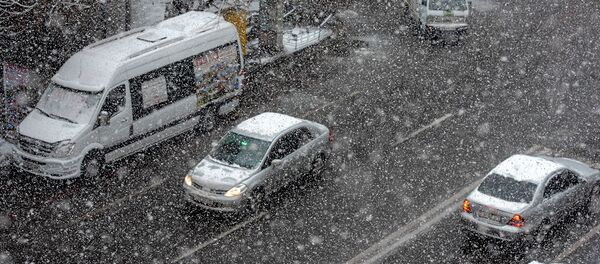 Снег в Ереване - Sputnik Армения