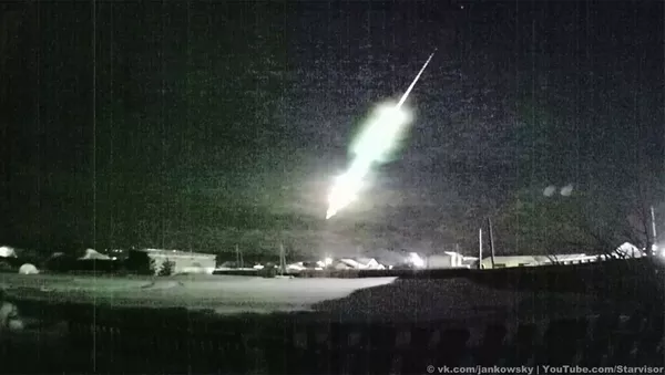 Падение метеора на Урале попало на видео - Sputnik Армения