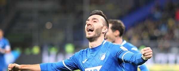 Армянский нападающий Хоффенхайма Саркис Адамян празднует забитый гол в матче первого дивизиона немецкой футбольной Бундеслиги против дортмундской Боруссии (20 декабря 2019). Зинсхайм - Sputnik Արմենիա