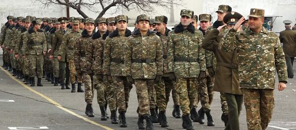 Демобилизация в одной из воинских частей Еревана - Sputnik Армения