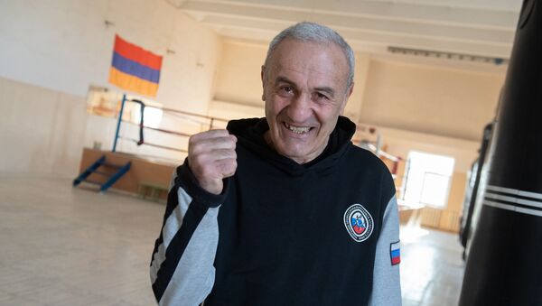 Заслуженный тренер Армении по боксу Манвел Габриелян  - Sputnik Արմենիա