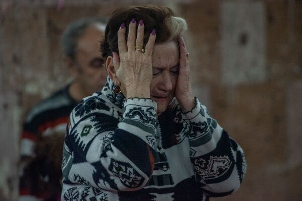 «Բախտաշենը ո՞ր կողմն է». Նորքի տուն-ինտերնատի բնակիչները կպատմեն իրենց «Մոռացված հեքիաթը» «Բախտաշենը ո՞ր կողմն է». Նորքի տուն-ինտերնատի բնակիչները կպատմեն իրենց «Մոռացված հեքիաթը» - Sputnik Արմենիա