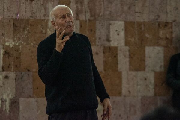 «Բախտաշենը ո՞ր կողմն է». Նորքի տուն-ինտերնատի բնակիչները կպատմեն իրենց «Մոռացված հեքիաթը» «Բախտաշենը ո՞ր կողմն է». Նորքի տուն-ինտերնատի բնակիչները կպատմեն իրենց «Մոռացված հեքիաթը» - Sputnik Արմենիա