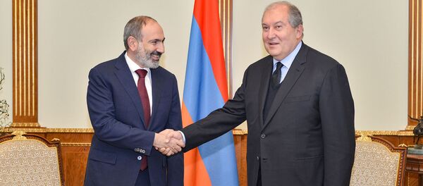 Встреча премьер-министра и президента Никола Пашиняна и Армена Саркисяна (4 февраля 2020). Еревaн - Sputnik Արմենիա