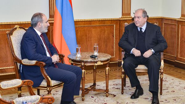 Встреча премьер-министра и президента Никола Пашиняна и Армена Саркисяна (4 февраля 2020). Еревaн - Sputnik Армения