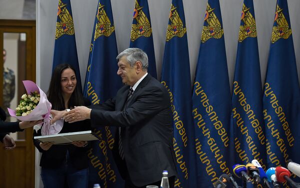 Министр по чрезвычайным ситуациям Феликс Цолакян во время церемонии вручения грамот журналистам и сотрудникам МЧС (5 февраля 2020). Еревaн - Sputnik Армения