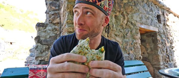 Американский блогер Дэвид Хоффман в Карабахе (4 февраля 2020).  - Sputnik Армения