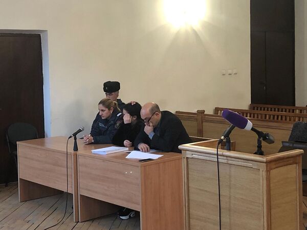 Ինչու հետաձգվեց Գյումրիում 1 տարեկան դստեր սպանության մեջ մեղադրվող կնոջ գործով դատը Ինչու հետաձգվեց Գյումրիում 1 տարեկան դստեր սպանության մեջ մեղադրվող կնոջ գործով դատը - Sputnik Արմենիա