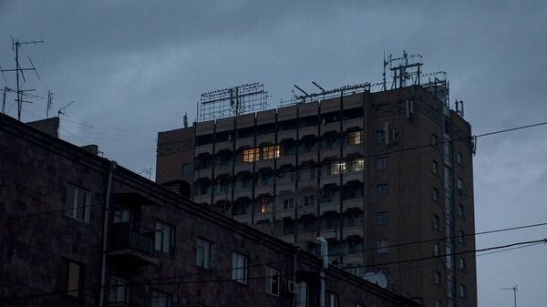 Здание Дома печати на закате - Sputnik Արմենիա