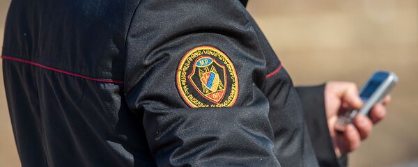 Сотрудник военной полиции Армении Сотрудник военной полиции Армении - Sputnik Армения