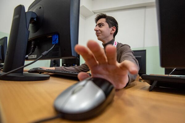 Հայ պատանիներն իրենց հավակնոտ ծրագրերով Մարս կհասնեն, իսկ առայժմ մեդալներ են շահում Հայ պատանիներն իրենց հավակնոտ ծրագրերով Մարս կհասնեն, իսկ առայժմ մեդալներ են շահում - Sputnik Արմենիա