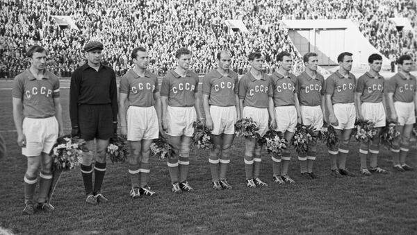 Сборная команда СССР по футболу 1960 года. - Sputnik Армения