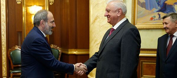 Премьер-министр Пашинян и Михаил Мясникович обсудили вопросы дальнейшего развития сотрудничества в рамках ЕАЭС (7 февраля 2020). Еревaн - Sputnik Армения