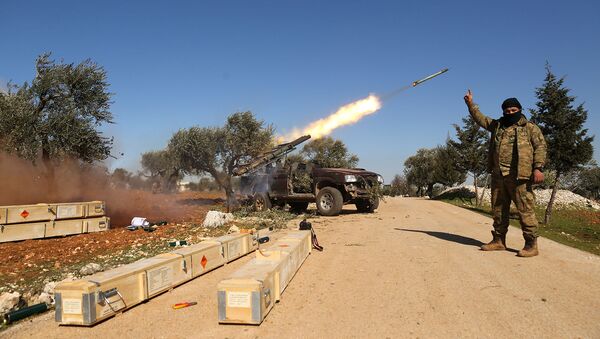 Боевики повстанцев выпустили ракету по позициям сирийского правительства в провинции Идлиб (9 февраля 2020). - Sputnik Армения