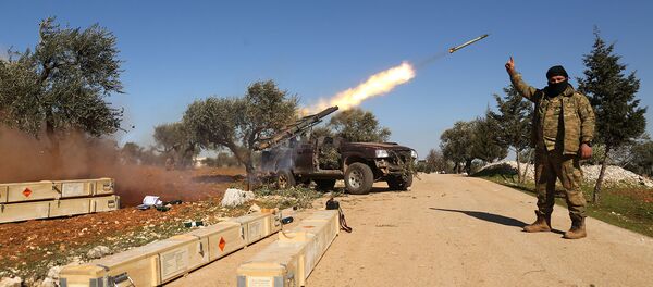 Боевики повстанцев выпустили ракету по позициям сирийского правительства в провинции Идлиб (9 февраля 2020). - Sputnik Армения