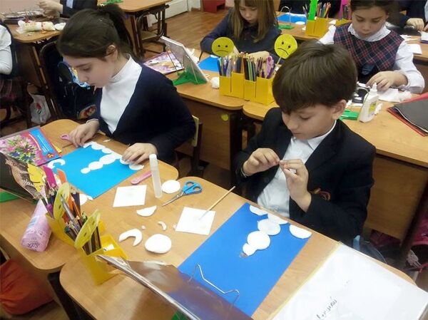 Ученики армянской школы в Москве - Sputnik Армения