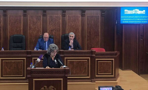 Խալաթներ, դիմակներ, բախիլներ. Գյումրին կօգնի Չինաստանի իր քույր քաղաքին Խալաթներ, դիմակներ, բախիլներ. Գյումրին կօգնի Չինաստանի իր քույր քաղաքին - Sputnik Արմենիա