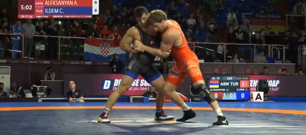 Артур Алексанян против Ченк Ильдема на Чемпионате Европы по греко-римской борьбе (11 февраля 2020). - Sputnik Արմենիա