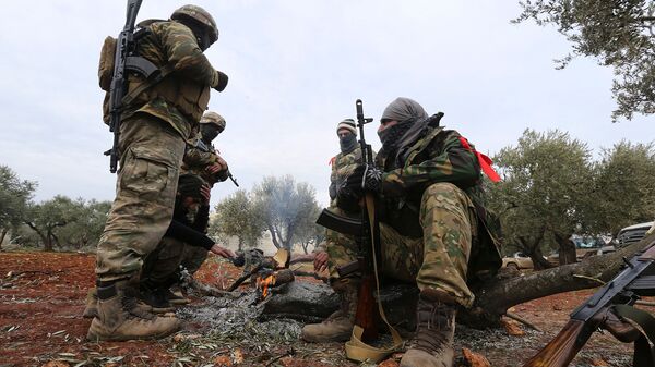 Поддерживаемые Турцией сирийские боевики готовятся выйти на линию фронта в провинции Идлиб (11 февраля 2020). Сирия - Sputnik Армения