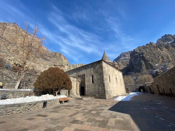 Как выглядят главные армянские достопримечательности зимой?  - Sputnik Армения