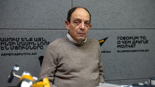 Председатель Хельсинкского комитета Армении Аветик Ишханян - Sputnik Արմենիա