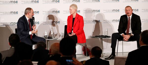 Совместное выступление премьер-министра Армении Никола Пашиняна и президента Азербайджана Ильхама Алиева (15 февраля 2020). Мюнхен - Sputnik Արմենիա