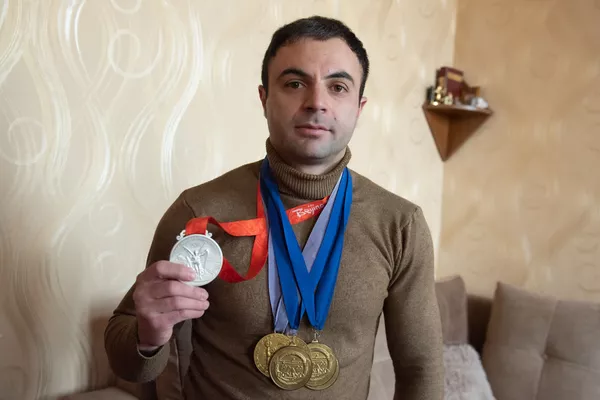 Не в деньгах дело, тут другое важно: армянские призеры олимпиад о пожизненных пенсиях Не в деньгах дело, тут другое важно: армянские призеры олимпиад о пожизненных пенсиях - Sputnik Армения