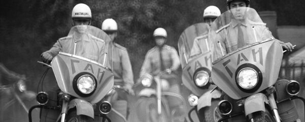 Подготовка кадров автоинспекторов в школе ГАИ (1973 год). Москвa - Sputnik Армения