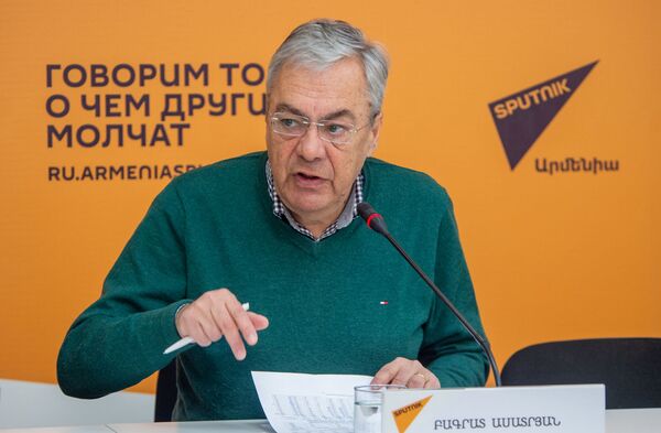 Инвестиционного бума в Армении ждать не стоит: экс-глава ЦБ пояснил причину - Sputnik Армения