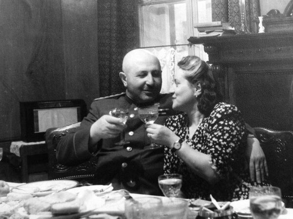 Армянские маршалы без погон: от несолидного живчика до безграничного романтика - Sputnik Армения