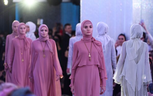Показ коллекции модного дома Firdaws - Sputnik Армения