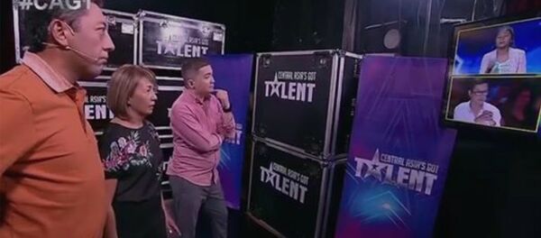 Казашка исполняет песню Сильвы Акопян Гишер э Казашка исполняет песню Сильвы Акопян Гишер э - Sputnik Армения