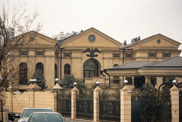 Ինչպես են կառուցվել նախկին պաշտոնյաների առանձնատները - Sputnik Արմենիա