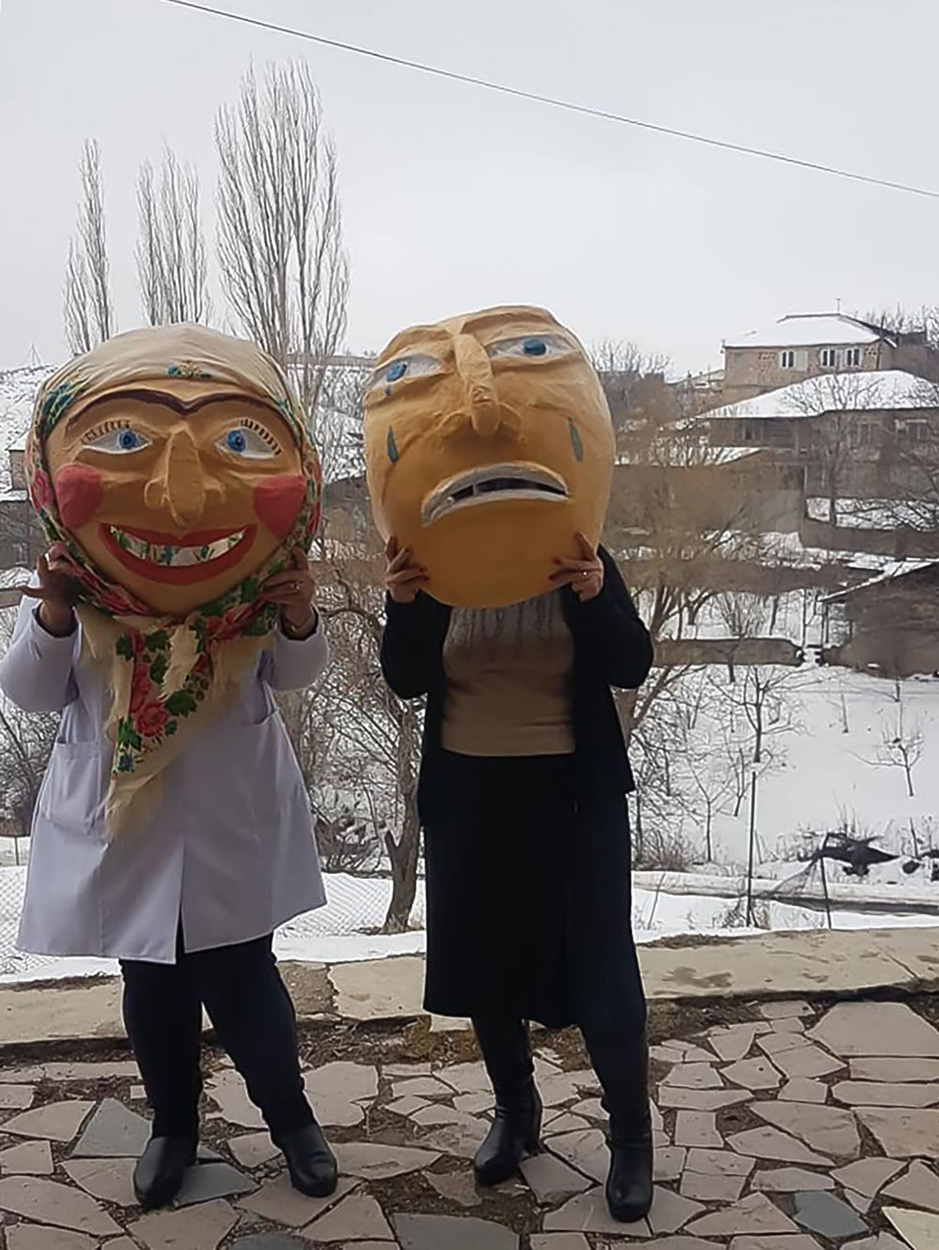 Жители общины Техеник в масках, в преддверии праздника Барекендан - Sputnik Արմենիա, 1920, 19.02.2023