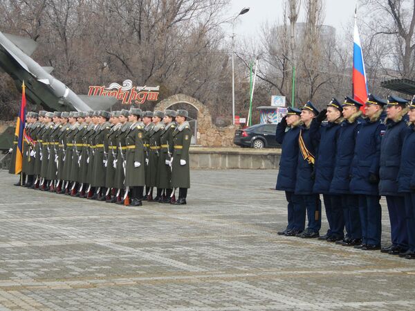 У Армении и России есть общие интересы в сфере безопасности – посол Копыркин У Армении и России есть общие интересы в сфере безопасности – посол Копыркин - Sputnik Армения