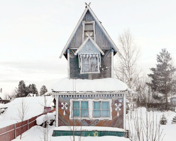Деревянный домик в Архангельской области - Sputnik Армения