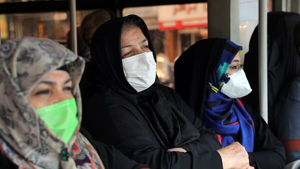 Пассажиры в общественном транспорте (23 февраля 2020). Тегеран - Sputnik Արմենիա
